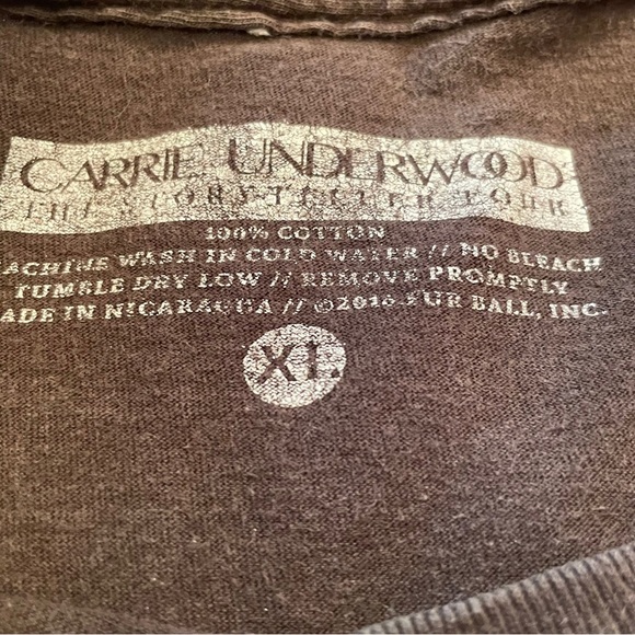 Carrie Underwood-Storyteller Tour 2016 Brown Graphic T-Shirt -Size XL - Picture 9 of 9